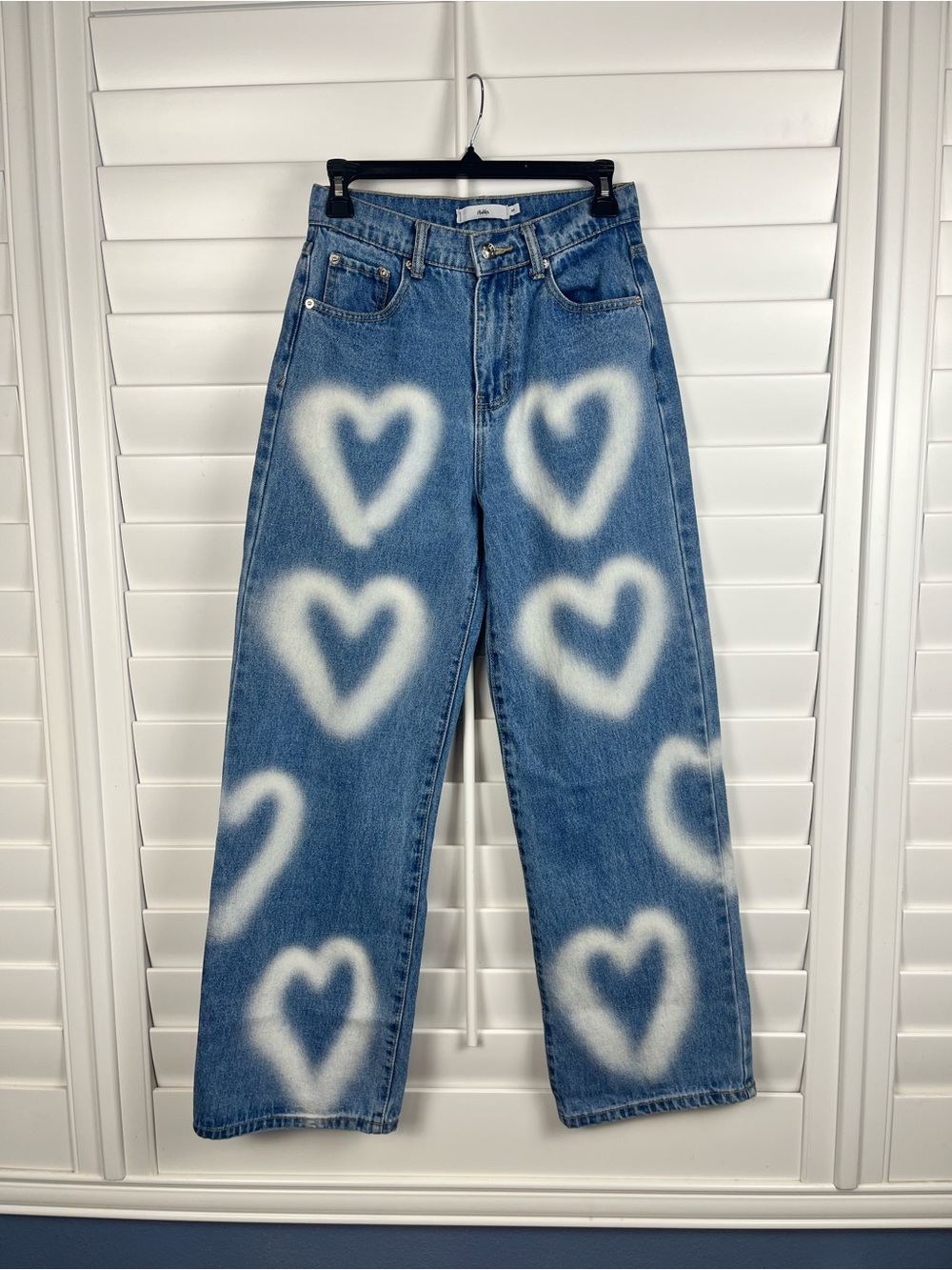 Wide-Leg Jeans Blue Heart Spray-Print Size Small